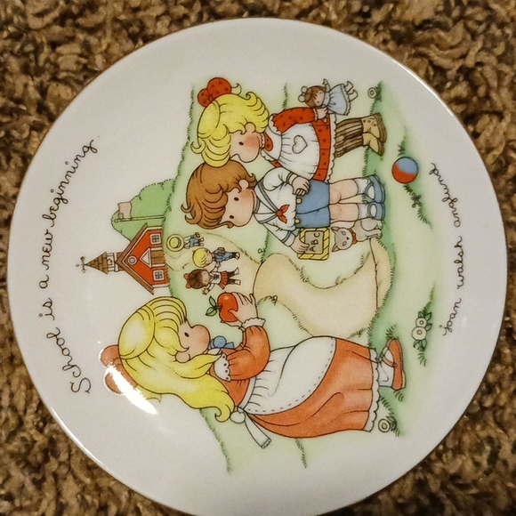 Avon 1986 Plate - Picture 2 of 3